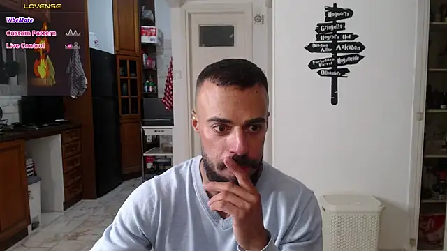 Snapshot of todddantes25 chatting on February 28, 2025, 2:53 am todddantes25 online show from February 28, 2025, 2:53 am