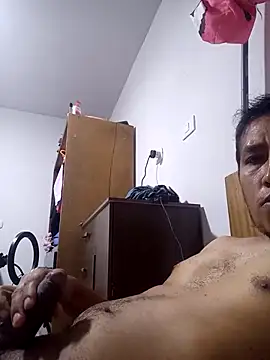 Elpeque x40 online show from January 6, 2025, 4:04 am