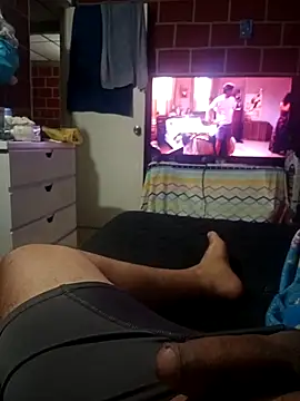 parejanuevahoff online show from July 15, 2026, 3:56 am