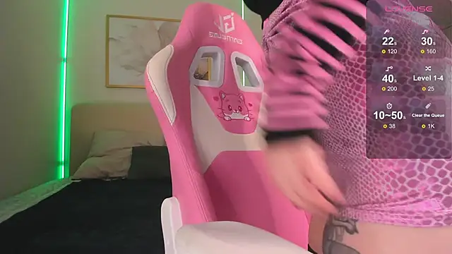 blue nymph1 online show from December 21, 2025, 3:35 am