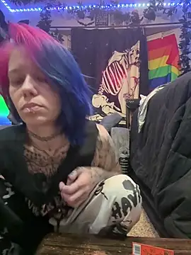 trashbrat online show from March 31, 2026, 1:07 am