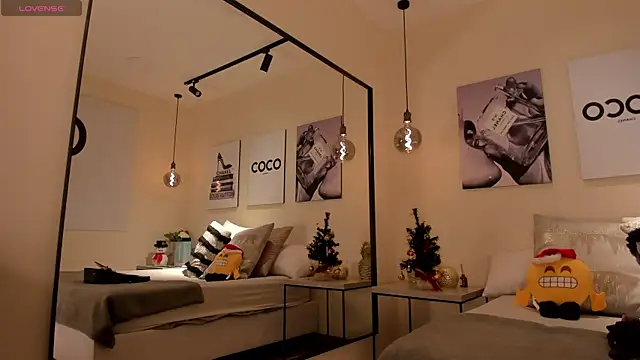 Blue Angell online show from December 16, 2025, 12:04 am