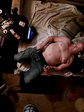 hesjustafriend online show from February 5, 2026, 5:34 am