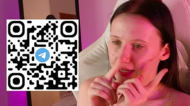 mon lola online show from January 22, 2025, 6:20 am