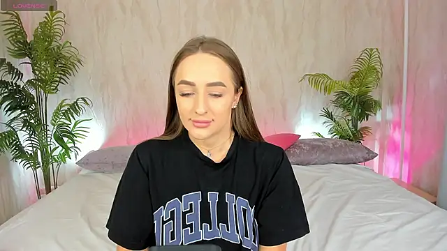 passi lover online show from February 21, 2025, 2:06 am