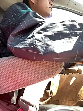 abrilito2 online show from March 8, 2025, 8:14 pm