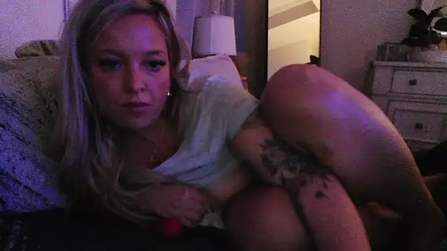 JennaLynn785 online show from October 10, 2025, 4:22 am