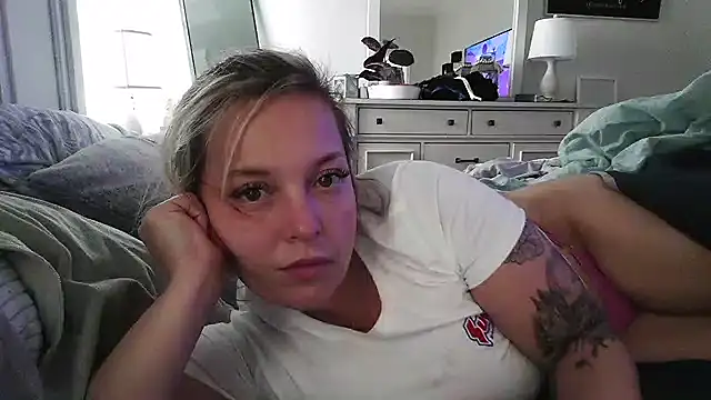 JennaLynn785 online show from October 12, 2025, 5:23 pm