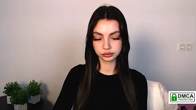 Lexi Jous online show from October 13, 2025, 2:06 pm