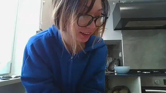 LoveFoxyQueen online show from January 15, 2025, 10:17 am