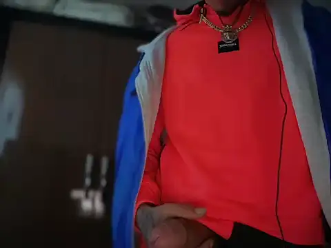 Snapshot of badboy366 chatting on February 17, 2026, 11:18 am badboy366 online show from February 17, 2026, 11:18 am