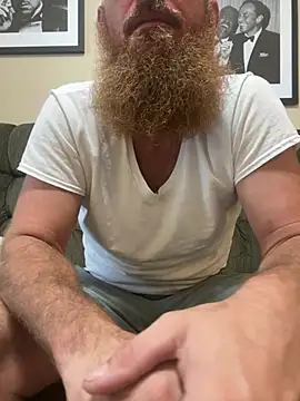 32XRedBeard online show from June 27, 2026, 10:26 pm
