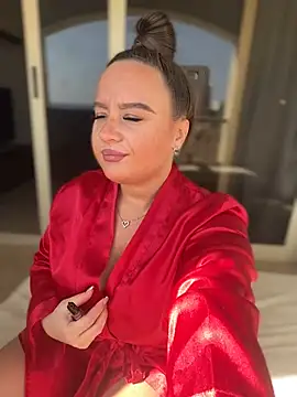 Snapshot of Ivy_Davidson chatting on February 6, 2025, 12:05 pm Ivy Davidson online show from February 6, 2025, 12:05 pm