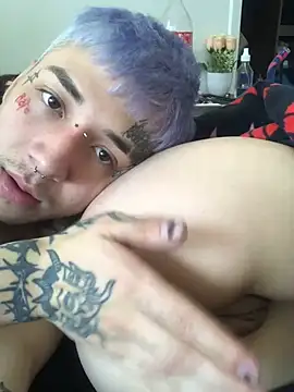 Snapshot of NubeZea chatting on January 15, 2025, 8:58 pm NubeZea online show from January 15, 2025, 8:58 pm