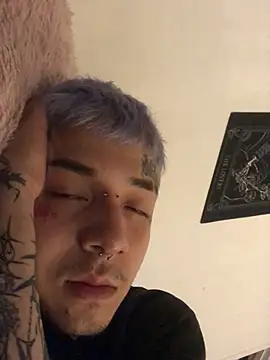 Snapshot of NubeZea chatting on January 16, 2025, 6:35 am NubeZea online show from January 16, 2025, 6:35 am