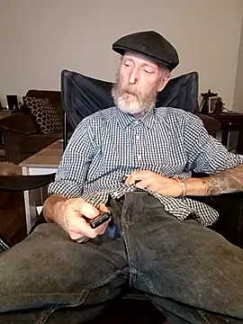 filthymind619 online show from November 1, 2025, 2:46 am