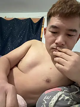 zxb757369 online show from February 6, 2025, 2:26 pm