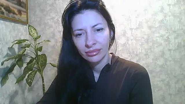 LissaBlossom online show from April 13, 2026, 3:45 am