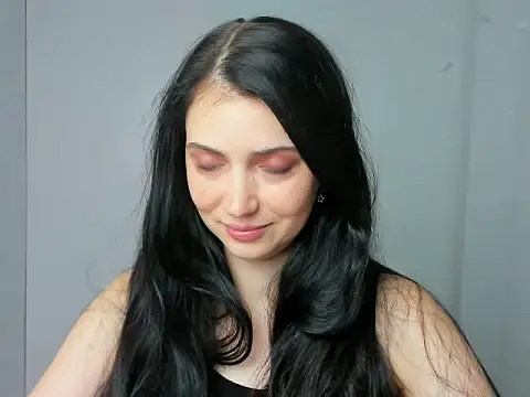 Amalia amor online show from November 30, 2025, 12:42 pm