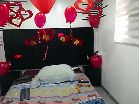 Snapshot of VickyBoobss chatting on February 11, 2026, 8:03 pm VickyBoobss online show from February 11, 2026, 8:03 pm