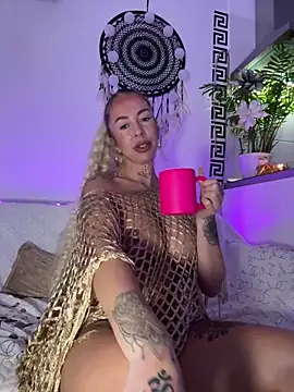 CheekyChels online show from February 15, 2026, 4:58 pm