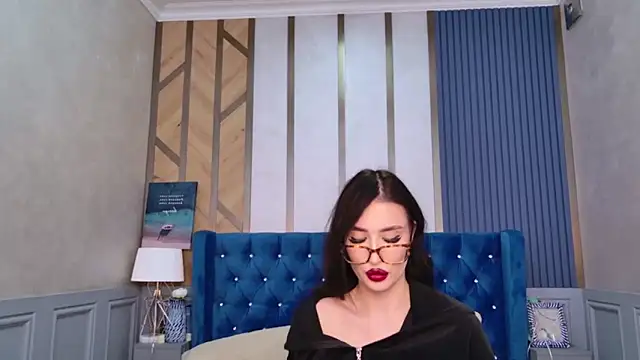 Snapshot of EmmaLawrens chatting on February 16, 2025, 12:43 pm EmmaLawrens online show from February 16, 2025, 12:43 pm