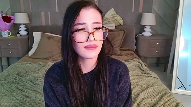 Snapshot of EmmaLawrens chatting on March 8, 2025, 4:50 pm EmmaLawrens online show from March 8, 2025, 4:50 pm