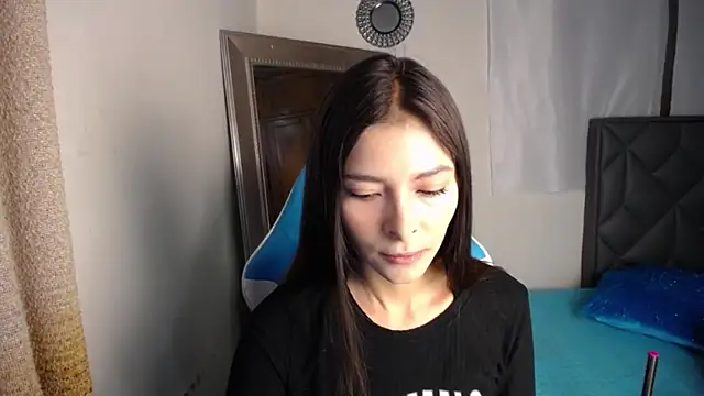 Aleska Miami online show from October 20, 2025, 2:39 pm