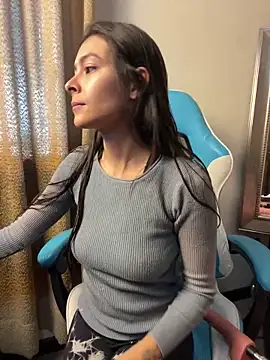 Aleska Miami online show from March 21, 2026, 9:07 pm