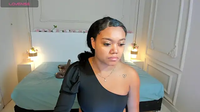 JasmineRose7 online show from October 10, 2025, 12:26 pm