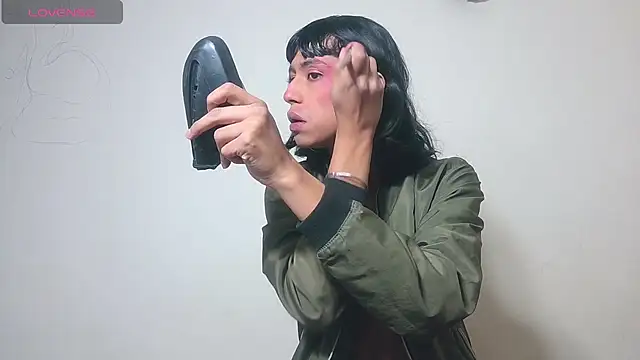 Snapshot of boysLittle chatting on February 5, 2026, 9:03 am boysLittle online show from February 5, 2026, 9:03 am