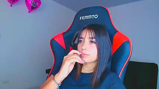 Rousse violett online show from September 29, 2025, 9:30 pm