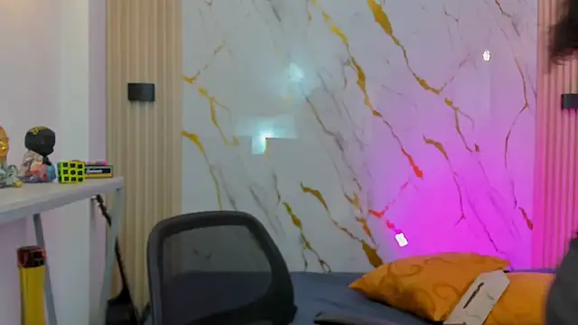 gabriela cortez online show from February 4, 2026, 12:44 pm