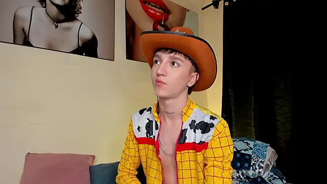 Snapshot of jeremy_salvatore chatting on January 15, 2025, 6:01 am jeremy salvatore online show from January 15, 2025, 6:01 am