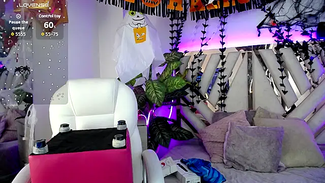 NyxAndria 1 online show from October 18, 2025, 9:15 pm