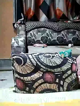 SANA-LEONI online show from October 25, 2025, 3:18 pm