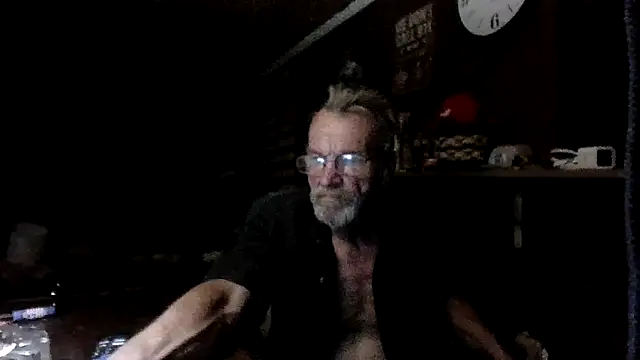 Aldick68 online show from April 28, 2026, 5:56 am