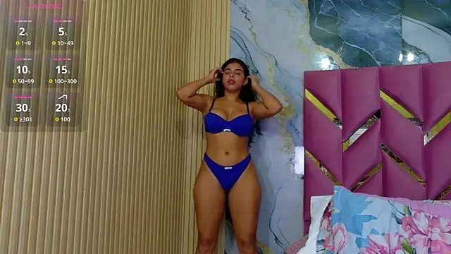 hotiergirl online show from June 4, 2026, 12:33 pm