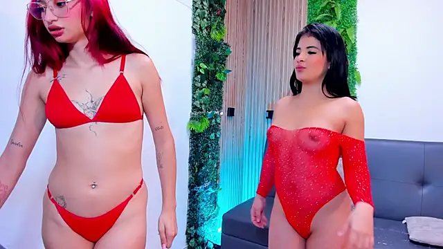 Naughty GilrW online show from March 2, 2026, 8:37 pm