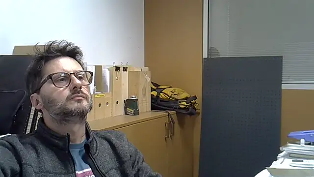 Cellino4 online show from March 17, 2025, 6:11 pm