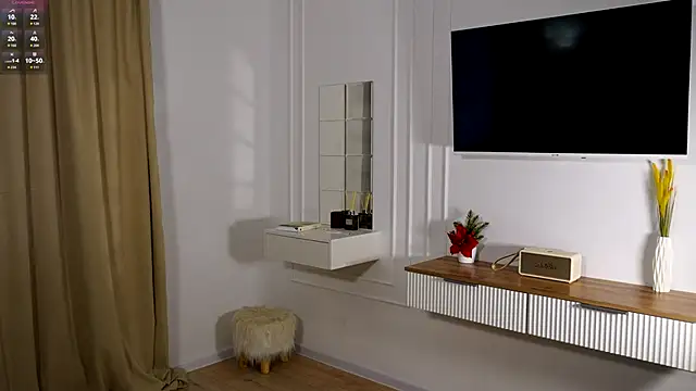 July FIT online show from November 6, 2025, 11:22 am