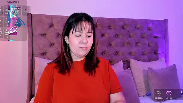 zoes milee online show from October 28, 2025, 11:25 am