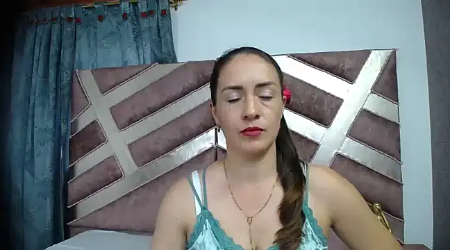 Snapshot of melisamissfx chatting on January 17, 2025, 10:34 pm melisamissfx online show from January 17, 2025, 10:34 pm