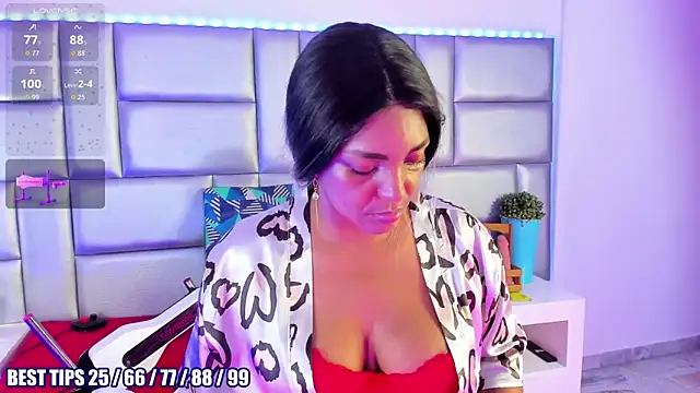 Snapshot of LovelyNickii chatting on February 17, 2026, 12:56 pm LovelyNickii online show from February 17, 2026, 12:56 pm