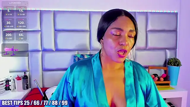 Snapshot of LovelyNickii chatting on February 24, 2026, 1:31 pm LovelyNickii online show from February 24, 2026, 1:31 pm