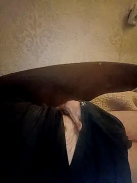 Snapshot of Lukas2204 chatting on October 27, 2025, 9:52 pm Lukas2204 online show from October 27, 2025, 9:52 pm