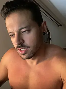 Lucasfit24 online show from March 19, 2025, 12:01 pm