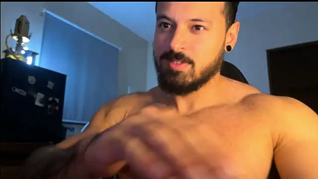 Lucasfit24 online show from November 11, 2025, 12:32 am