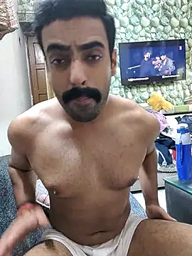 vaibhavchugh38 online show from February 24, 2025, 8:36 pm