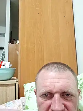 RUUsslan1203 online show from April 18, 2026, 12:58 am